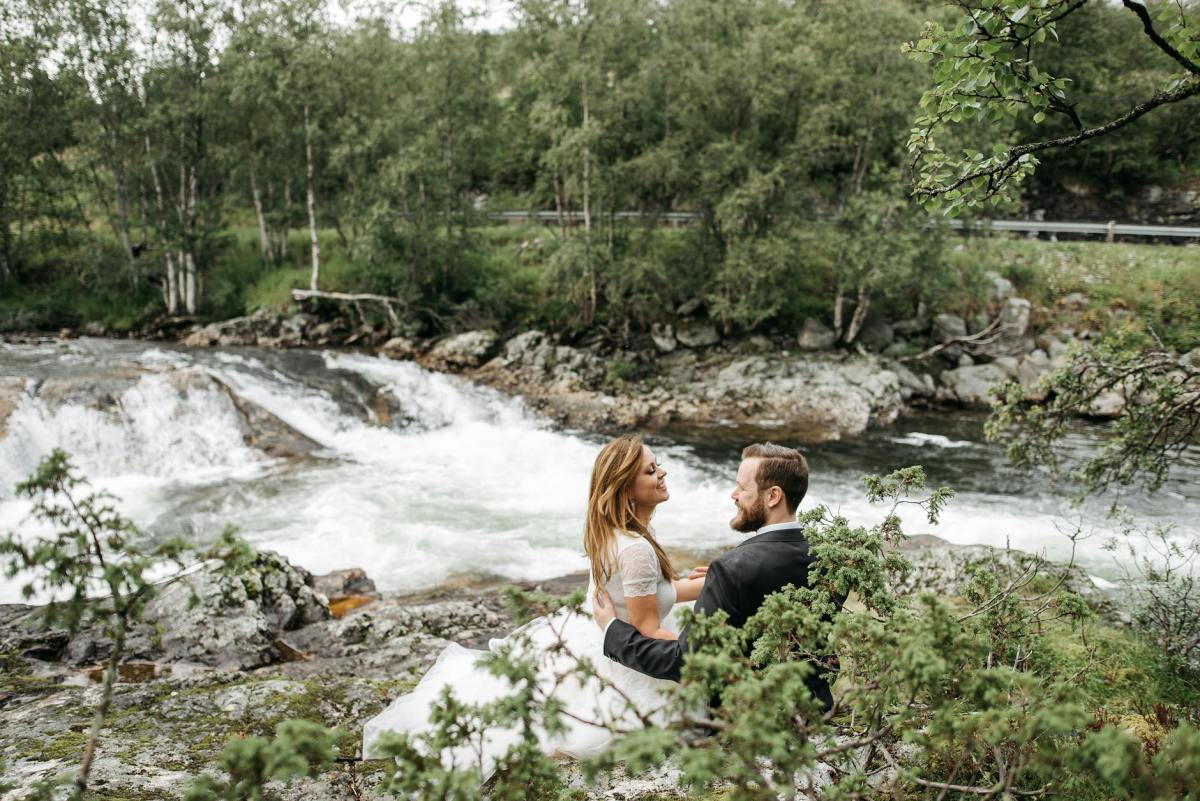 What Wedding Vendors Do I Need for a Colorado Wedding?